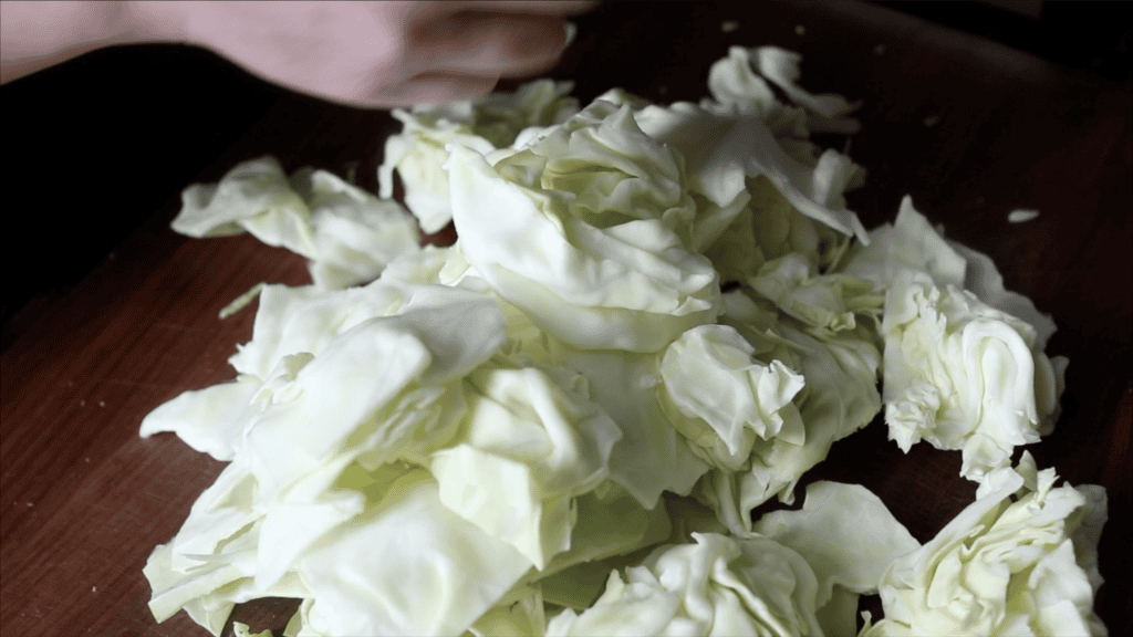 Delicious and Easy Cabbage and Potato Pasta. 2