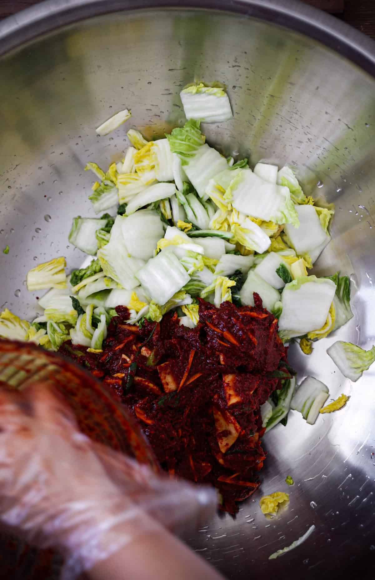 The BEST Vegan Kimchi (김치) Recipe (Easy & Homemade). 13