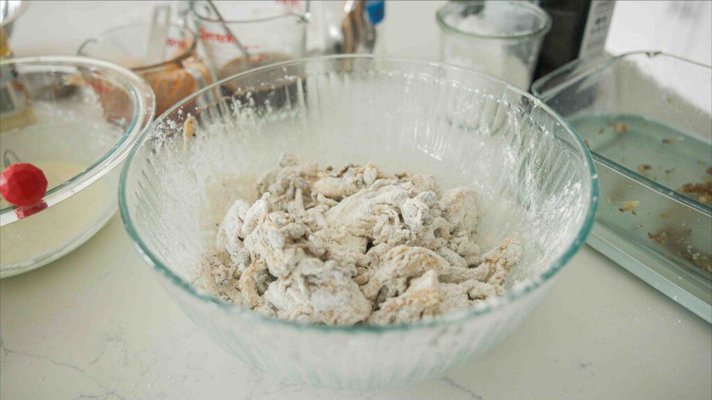 AMAZING Vegan Fried Chicken Recipe (2 Korean Sauces) 8 dredged oyster mushrooms