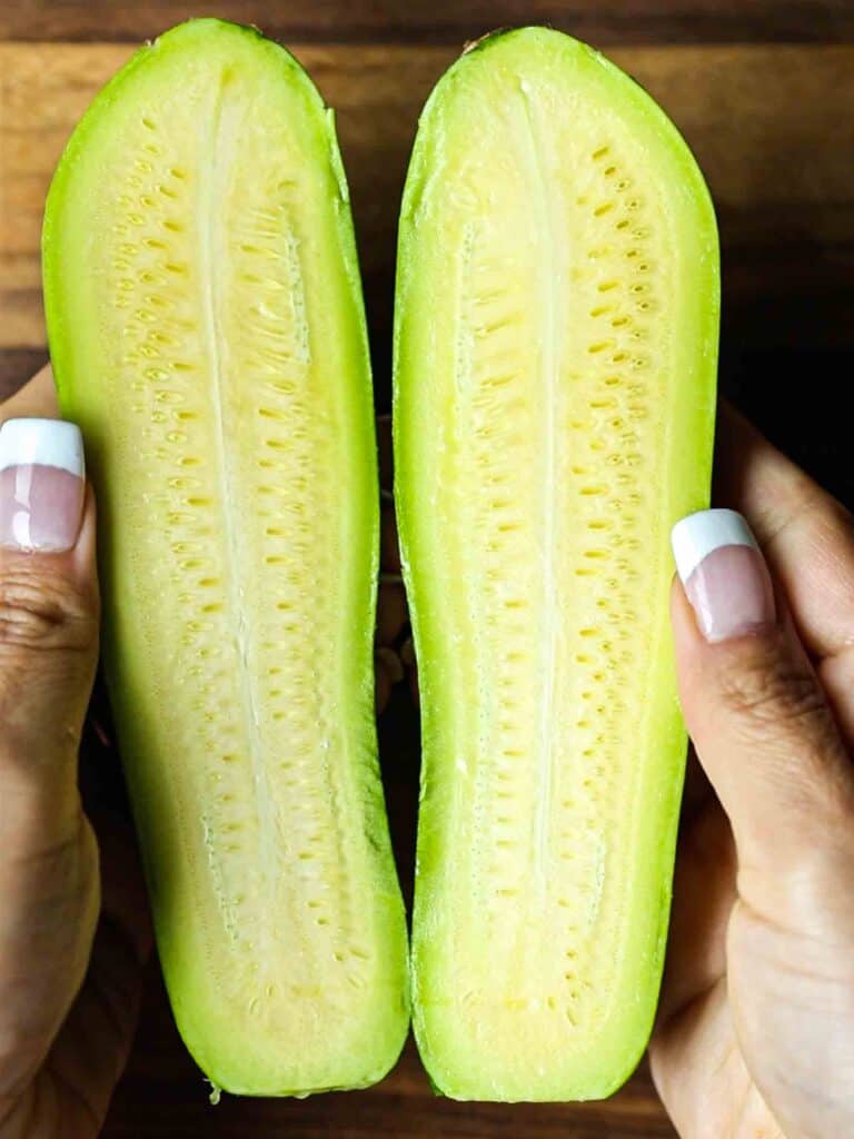 5 Easy Korean Zucchini Recipes (Banchan Side Dishes). 2 Korean-zucchini-split-down-the-middle-revealing-yellow-flesh