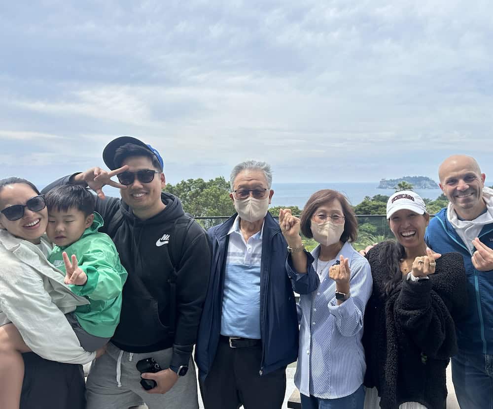From Seoul with Love! 2 Arriving in Jeju, Family Photo