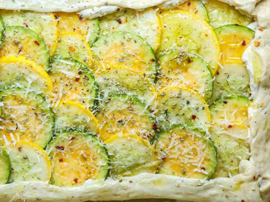 30-Minute Easy Cream Cheese Zucchini Tart (Vegan). 20 zucchini-tart-right-before-going-into-the-oven