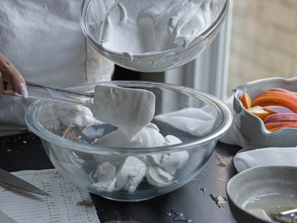 adding-vegan-whipped-cream-to-vegan-cream-cheese