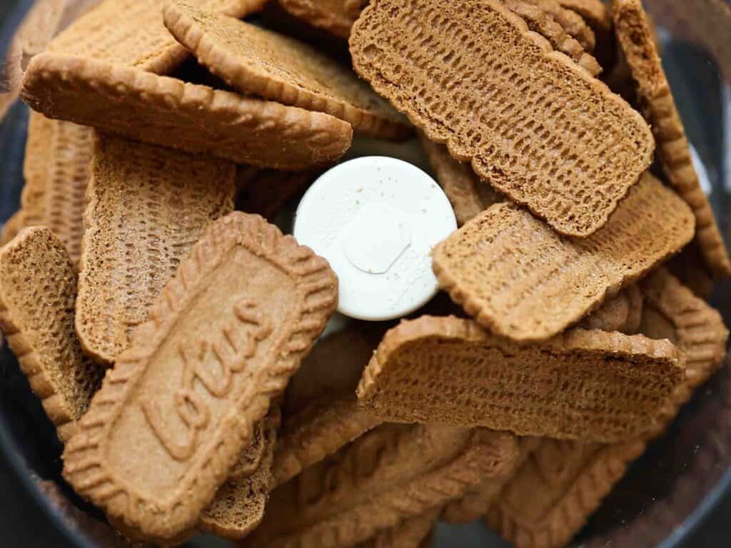 Super Easy and DELICIOUS Vegan Biscoff-Misu Recipe. 21 biscoff-cookies-inside-food-processor-