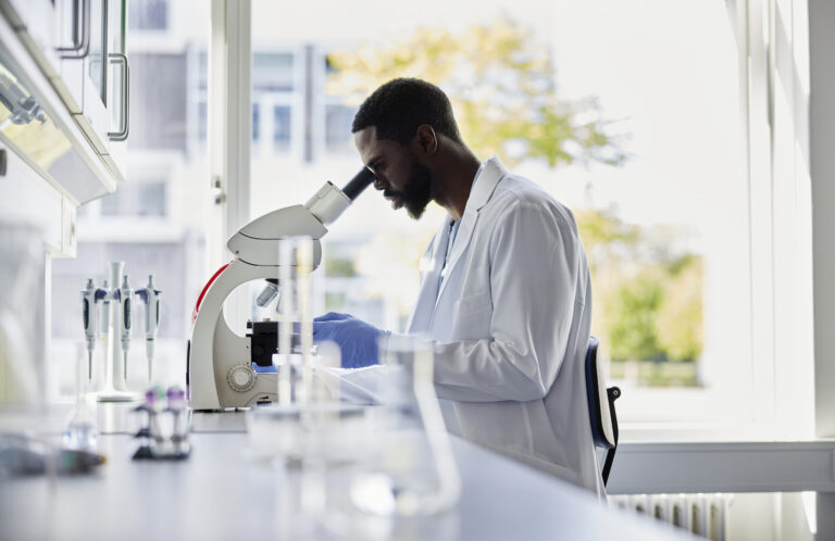 Why Major Pharma Involvement Improves Clinical Trial Outcomes