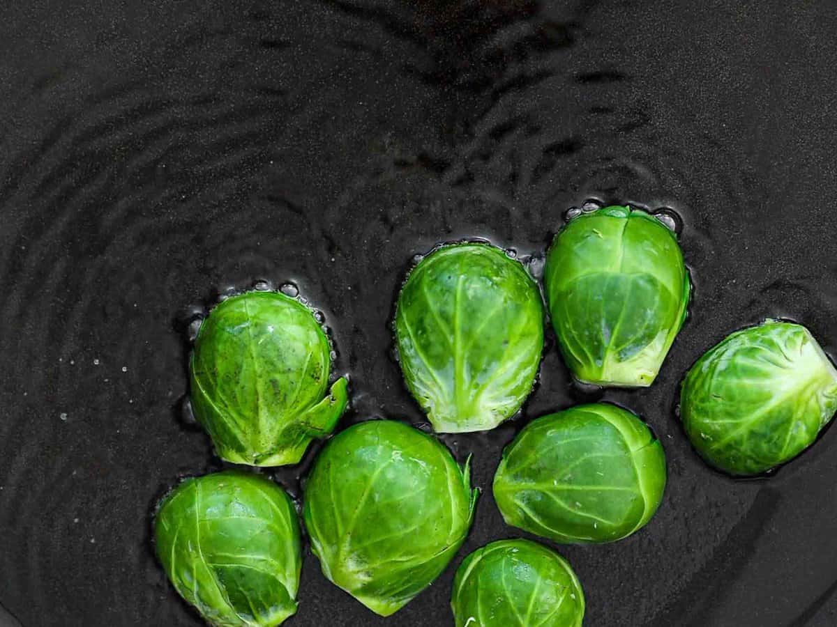 Tips on Making PERFECT Roasted Brussels Sprouts (Easy and Delicious)! 11 searing brussels sprouts2