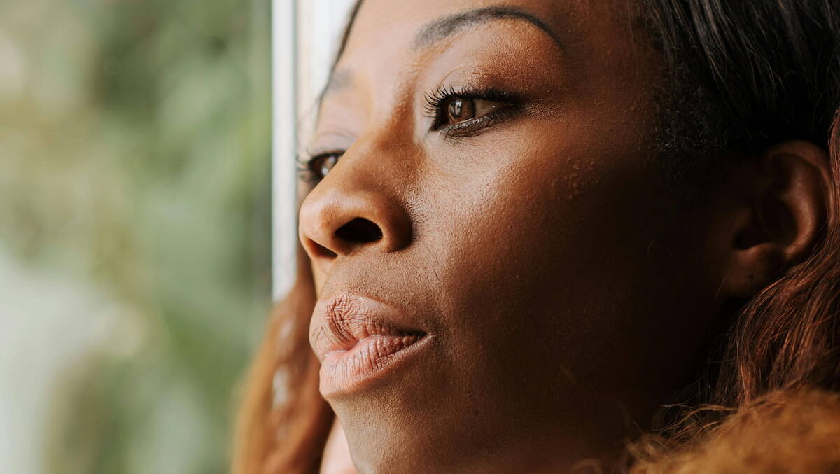 “I Thought I Was Just Tired”: Small Lupus Symptoms That Slowly Add Up